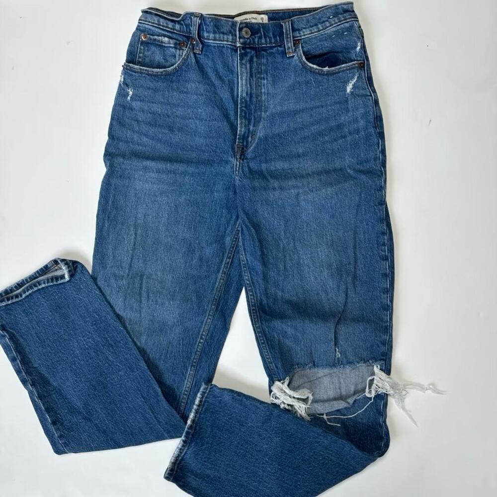 Abercrombie & Fitch 90's Straight Ultra High Rise Jean